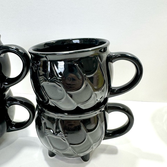 *NEW* THRESHOLD SPIDER BLACK CAULDRON COFFEE MUGS SET OF 4 - Picture 3 of 11